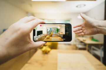 home virtual tour video real estate agent show on smartphone