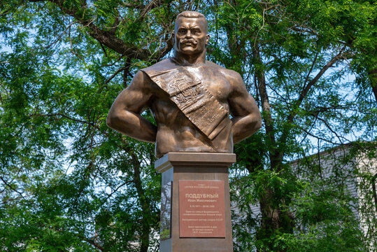 FEODOSIA, CRIMEA - MAY 18, 2024: Bust of wrestler Poddubny. Feodosia, Crimea