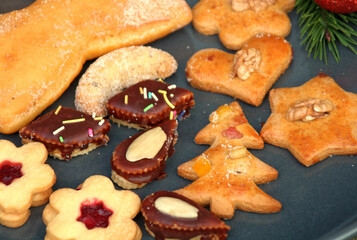 Weihnachtsgebäck Plätzchen  backblech