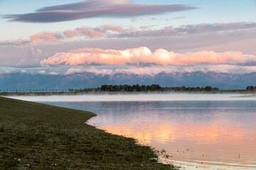 Fototapeta premium sunset over the lake
