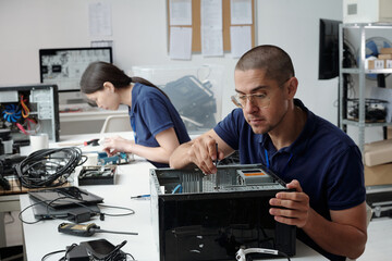 Fixing Computer Hardware in Technology Workshop