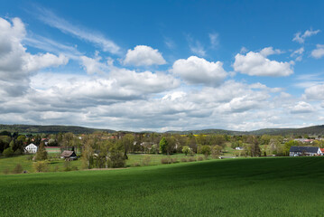 Blick auf Sohland an der Spree im Frühjahr	