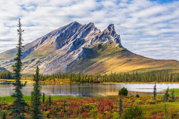 Sukakpak Mountain Autumn Splendor