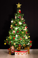 christmas tree with gifts
