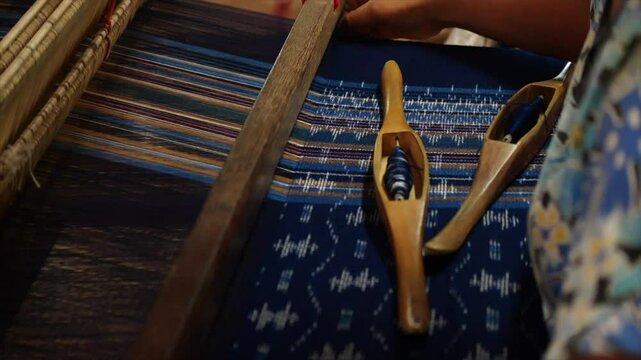 The process of making indigo-dyed fabric by Sakon Nakhon people in Thailand