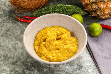 Inchian cuisine - chicken cashew curry