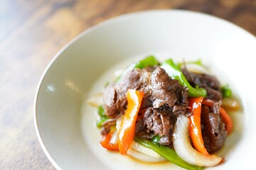 黒毛和牛赤身切落し肉