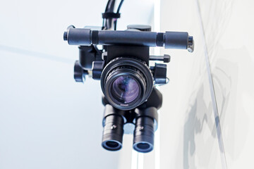 dental microscope for the treatment of canals and other dental diseases.