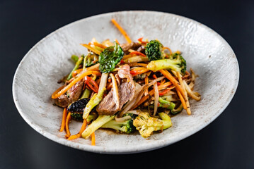 noodles with meat and vegetables