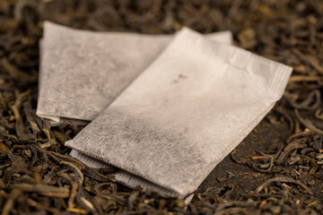 green large-leaf tea made of high-quality leaves and packaged tea