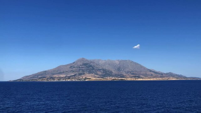 Panoramic Hyperlapse with distant view of Samothrace island seen from the sea