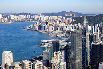 Obraz premium Stunning Panoramic View of Hong Kong Skyline and Victoria Harbour
