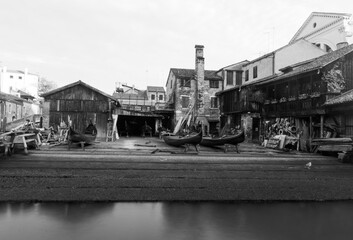 gondola handicraft venice