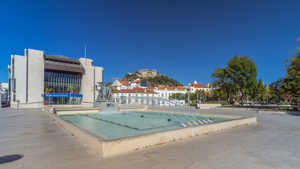 Fonte Luminosa with a sculptural composition on a wide square timelapse hyperlapse.