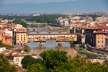 Naklejka premium Panoramic view of Ponte vecchio bridge in Florence city, Italy