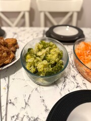guacamole and chips