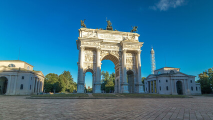 Obraz premium Arch of Peace in Simplon Square timelapse hyperlapse. It is a neoclassical triumph arch
