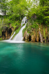 Fototapeta premium Wasserfall im Plitvice Nationalpark, Kroatien