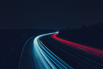 Langzeitbelichtung - Autobahn - Strasse - Traffic - Travel - Background - Line - Ecology - Highway - Long Exposure - Motorway - Night Traffic - Light Trails - High quality photo	