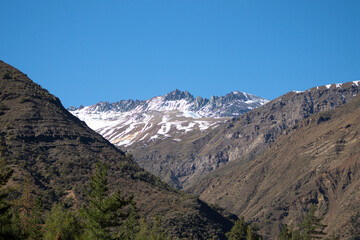 Naklejka premium cordillera de los andes nevada vista desde el cajón del Maipo, Chile