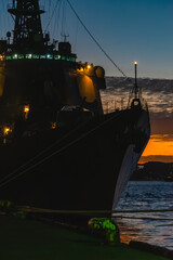 夕闇深く黒鉄の浮かべる城20201121