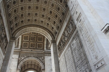 arc de triomphe in paris close up