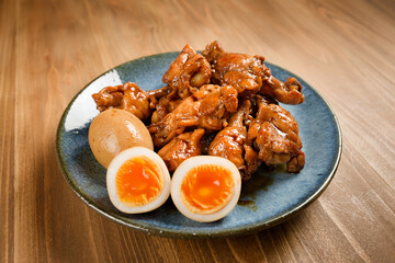 鶏手羽元の甘辛煮