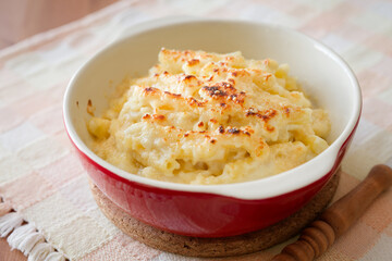 マカロニグラタン