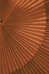 The intricate nature of paper cage lamps allows for endless possibilities for customization, enabling designers to create unique and personalized pieces.
Light Diffusion: The delicate latticework of p