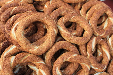 bagels with seeds