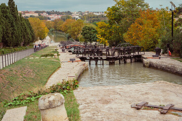 Descente de plusieurs &eacute;cluses - 2