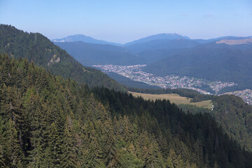 Obraz premium Romania mountain landscape on a cloudy summer day