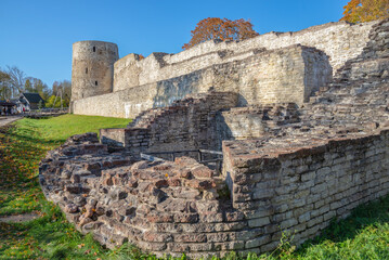 Fototapeta premium The dilapidated zahab of the ancient Izborsk fortress. Pskov region, Russia
