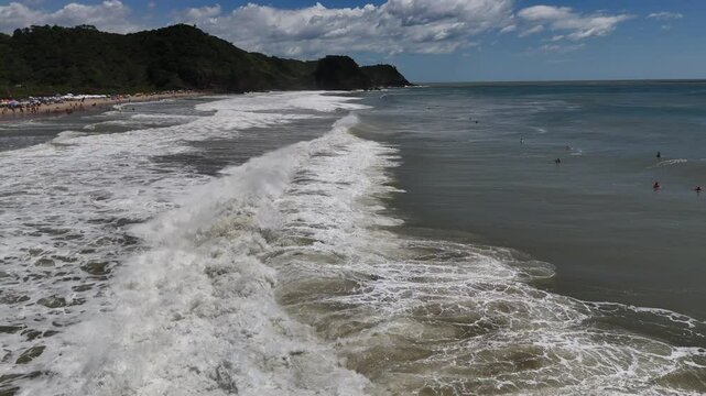 Dia de surf na Praia Brava, Santa Catarina