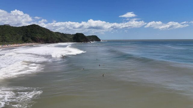 Dia de surf na Praia Brava, Santa Catarina