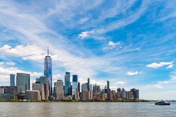 Fototapeta premium Manhattan's beautiful skyline, New York, United States. New York City with Manhattan Skyline over Hudson River,New York City, USA .View of New York city skyline in Midtown Manhattan.