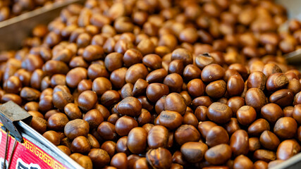 Roasted Chestnuts and roasting pan