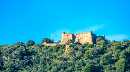Fototapeta premium Ruins of the castle of Mont Alban (XVI century), between Nice and Villefranche-sur-mer, French Riviera, Provence-alpes-côte d'azur, France