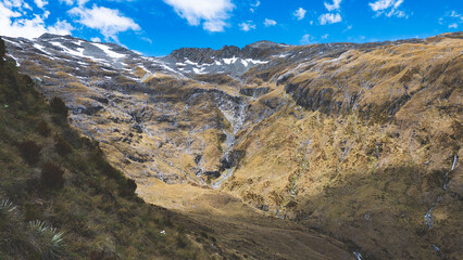 Beautiful mountainous landscape blue sky mount aspiring west coast new zealand brewster track hiking views scenery
