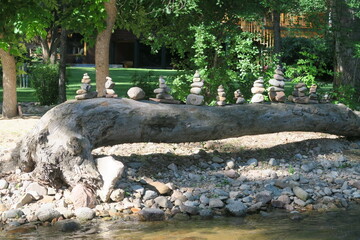 Stone balancing, stacks of stones, Boulder creek, Colorado