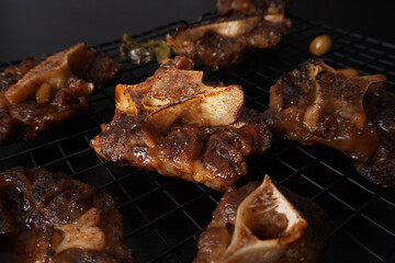 Beef bone stew
간장소뼈찜