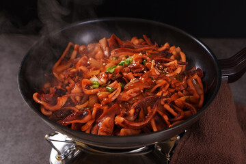 Stir-fried squid
오징어볶음 음식 반찬