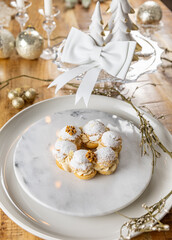 Cream puffs with praline cream filling