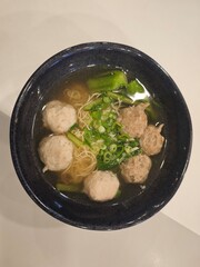 Pork and chicken balls soup 