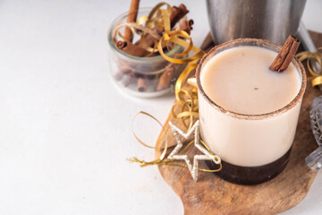 Gingerbread white russian Christmas cocktail with sweet gingerbread syrup, coffee liqueur, spices and sweet cream, in whiskey glass