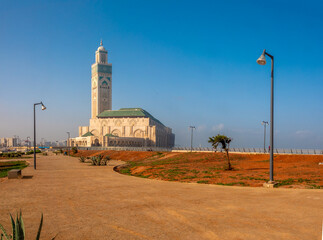 Obraz premium The iconic Hassan II Mosque, one the the largest in the world, Casablanca, Morocco