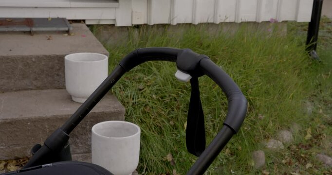 Stroller handel in garden