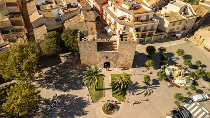 Porta del Moll or de Xara, the nothern gate in the medieval city of Alcudia, Majorca, Spain. 