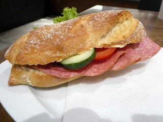 Salamispitzweck