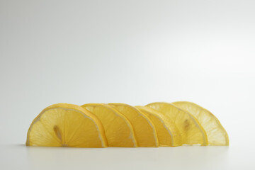 Fresh Lemon Slices for Culinary Use